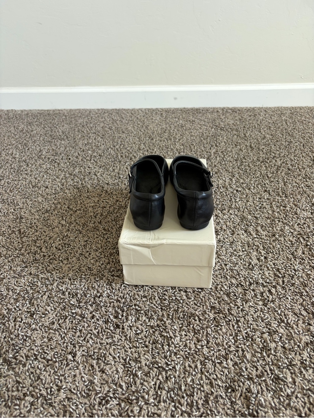 Tony Bianco BAMBI in BLACK VENICE, size 5.5 - Picture 7 of 12